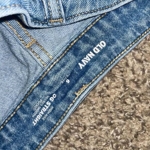 Old Navy High-Waisted OG Straight Ankle Jeans - Picture 2 of 4
